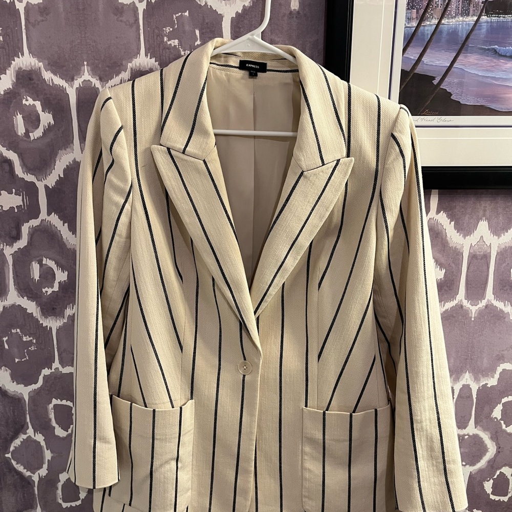 Express Cream Blazer with Black Stripes